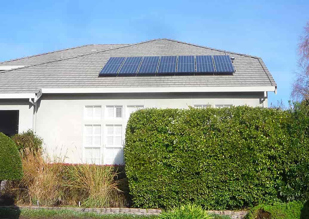 Slideshow of installations on clay tile, metal seam, wood shake, composition and flat roofs